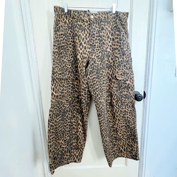 DAMSON MADDER Dion Leopard Cargo Pants Size UK 18/US 14 ~ NWT - Picture 7 of 11